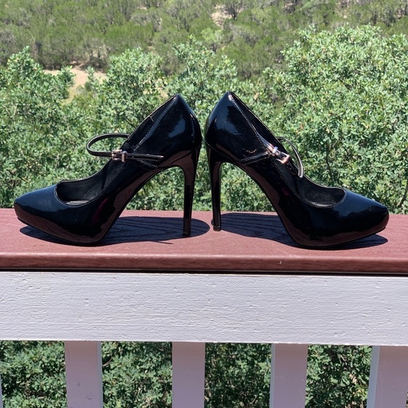 Charles‎ by Charles David Black MaryJane Platforms - Picture 1 of 10